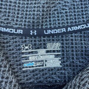 Quarter Zip Under Armer Long Sleeve